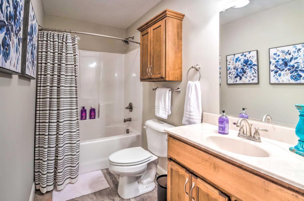 Pet-Friendly Brownsville Retreat With Porch! Sloans Crossing Exterior photo